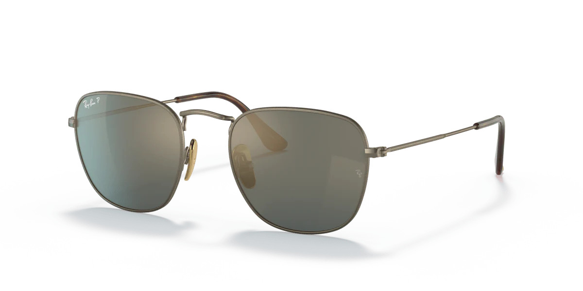 RB8157 - Frank